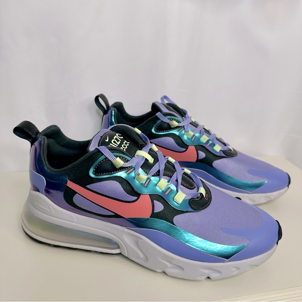 Nike Air Max 270 React Smoke
Grey Sunblush Women's Size 11